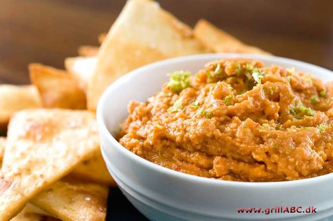 Chipotle hummus