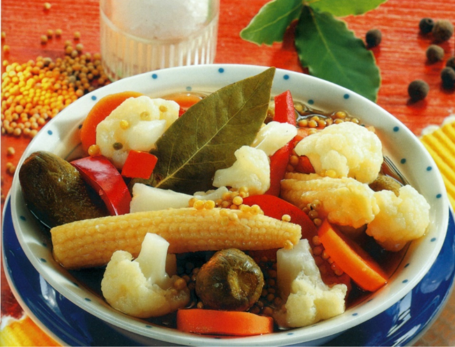 Hjemmelavet mixed pickles