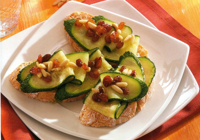 Spansk courgettesalat