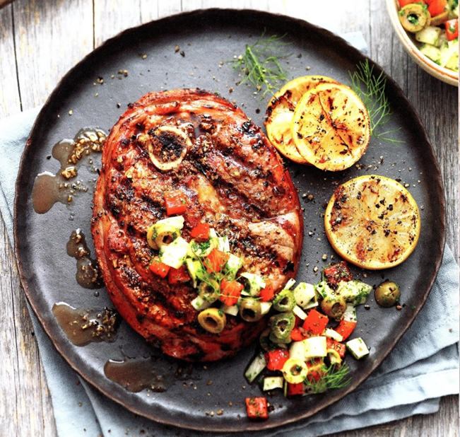 Steaks af lammekølle med ristede fennikelfrø