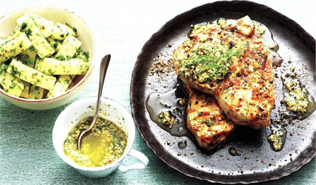 Sværdfiskesteaks med mandel-hvidløgssmør – brug grillABC.dk